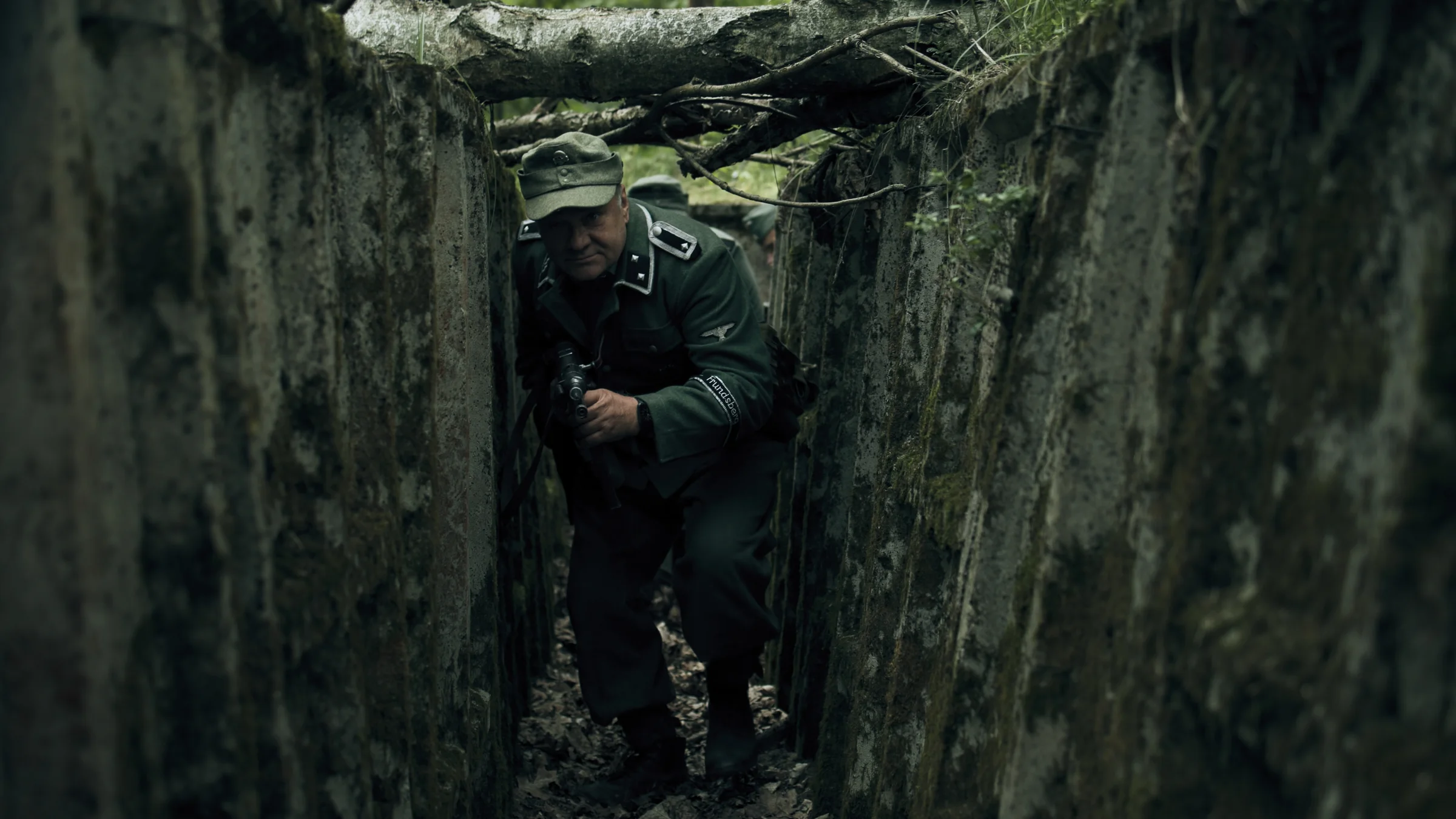 A second historical frame from Powstanie Warszawskie